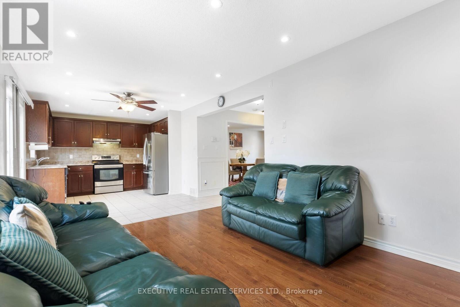 58 Mcmaster Road, Orangeville, Ontario  L9W 5K8 - Photo 18 - W12498472