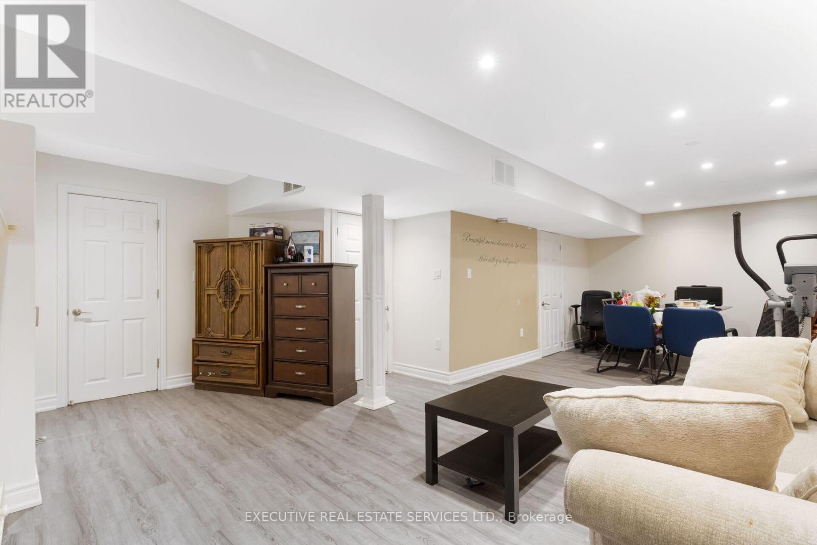 58 Mcmaster Road, Orangeville, Ontario  L9W 5K8 - Photo 39 - W12498472