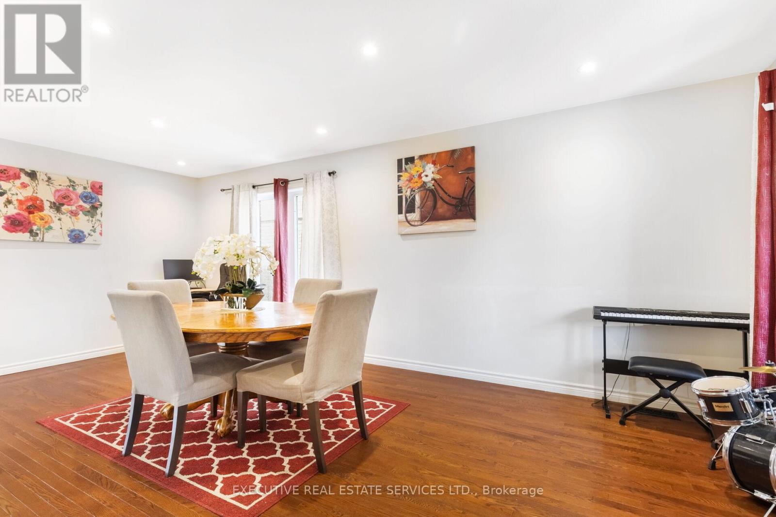 58 Mcmaster Road, Orangeville, Ontario  L9W 5K8 - Photo 6 - W12498472