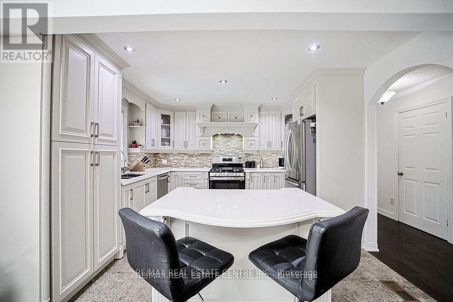 7750 5 Side Road, Milton, Ontario  L9T 2K7 - Photo 10 - W12498482