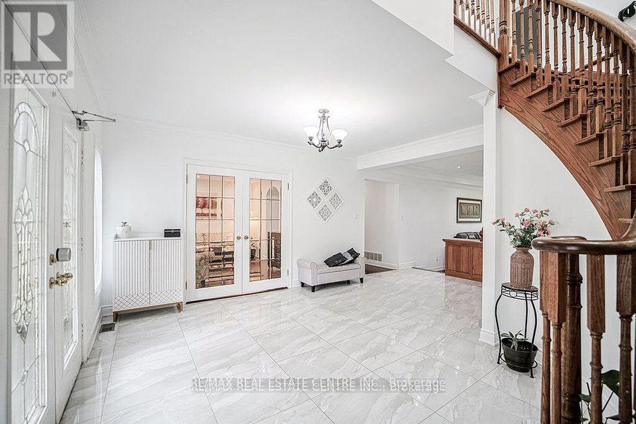 7750 5 Side Road, Milton, Ontario  L9T 2K7 - Photo 4 - W12498482