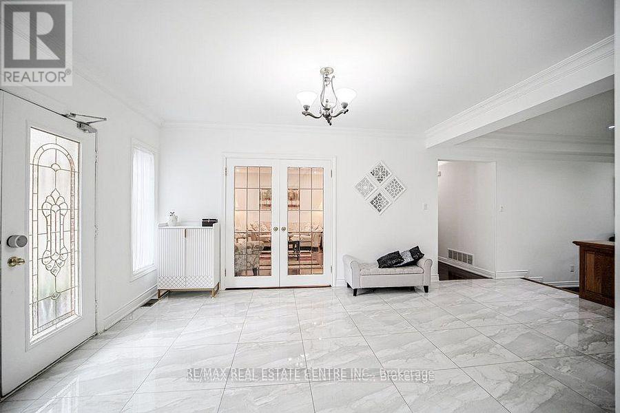 7750 5 Side Road, Milton, Ontario  L9T 2K7 - Photo 5 - W12498482