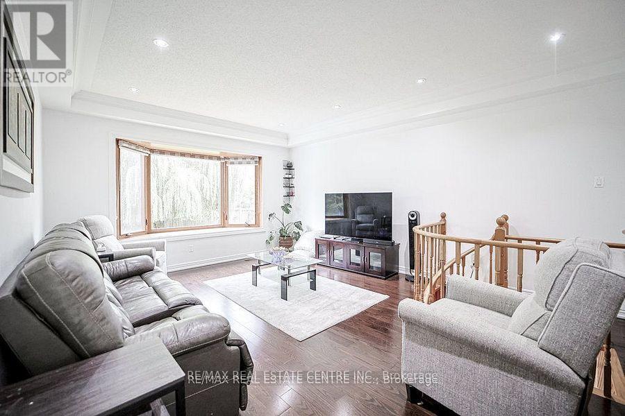 7750 5 Side Road, Milton, Ontario  L9T 2K7 - Photo 7 - W12498482