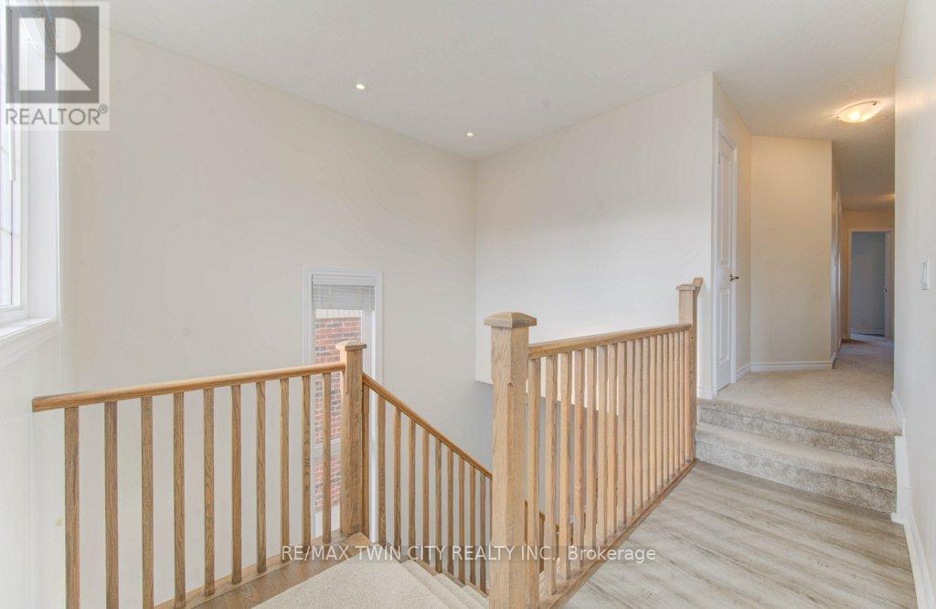 361 Beechdrops Drive, Waterloo, Ontario  N2V 0E8 - Photo 21 - X12498480