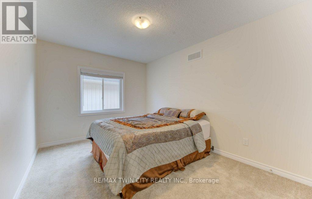 361 Beechdrops Drive, Waterloo, Ontario  N2V 0E8 - Photo 25 - X12498480