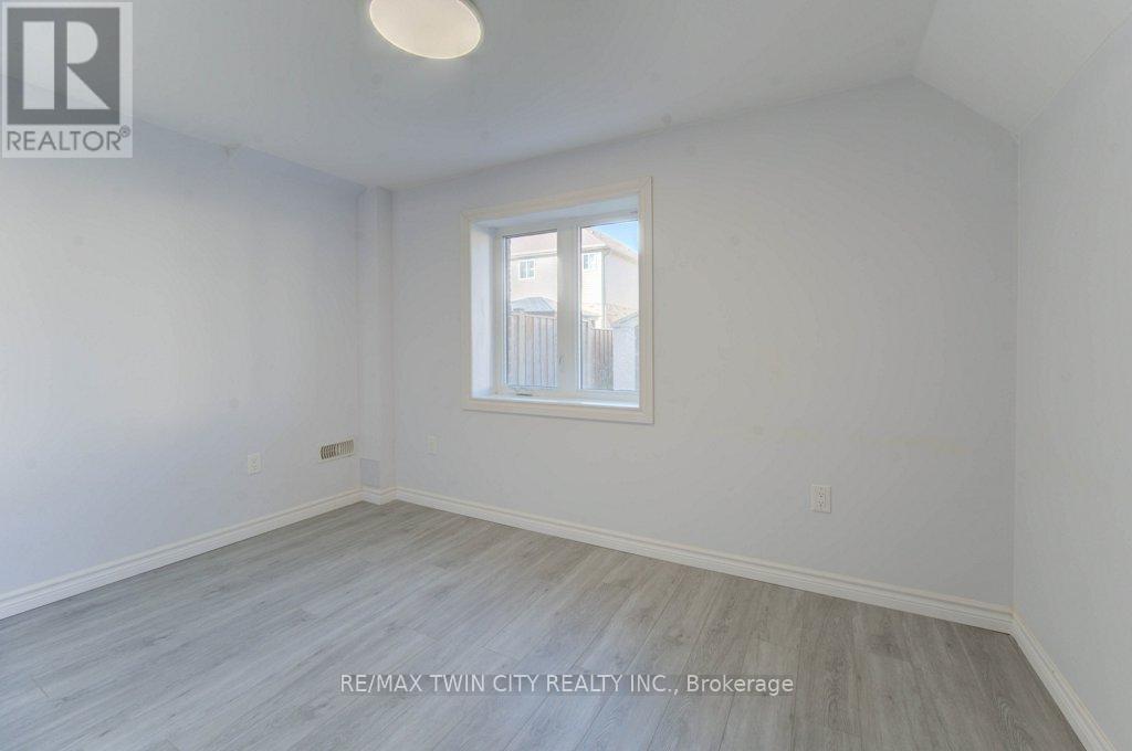 361 Beechdrops Drive, Waterloo, Ontario  N2V 0E8 - Photo 40 - X12498480