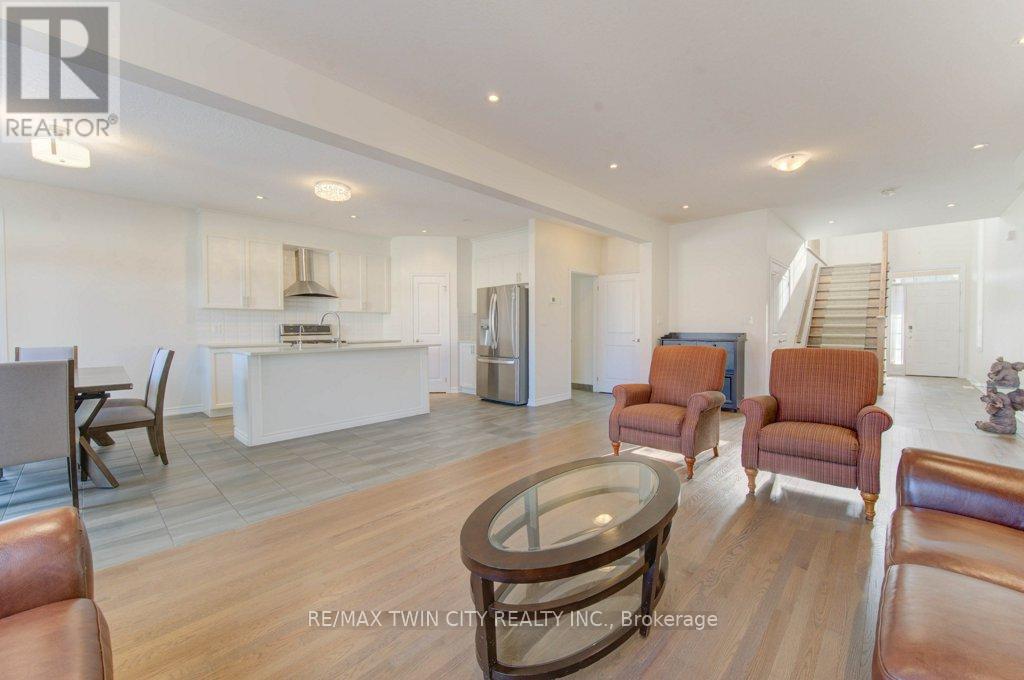 361 Beechdrops Drive, Waterloo, Ontario  N2V 0E8 - Photo 8 - X12498480