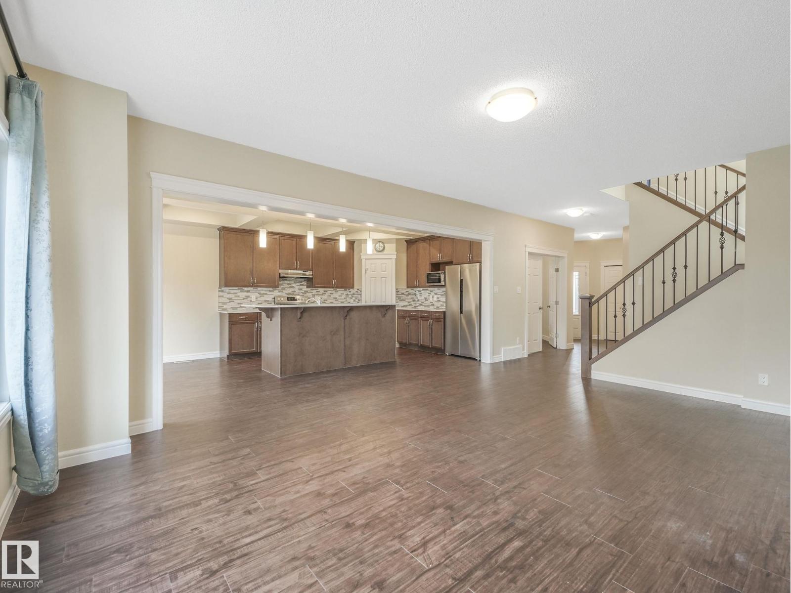 1427 161 St Sw, Edmonton, Alberta  T6W 3P4 - Photo 10 - E4464340