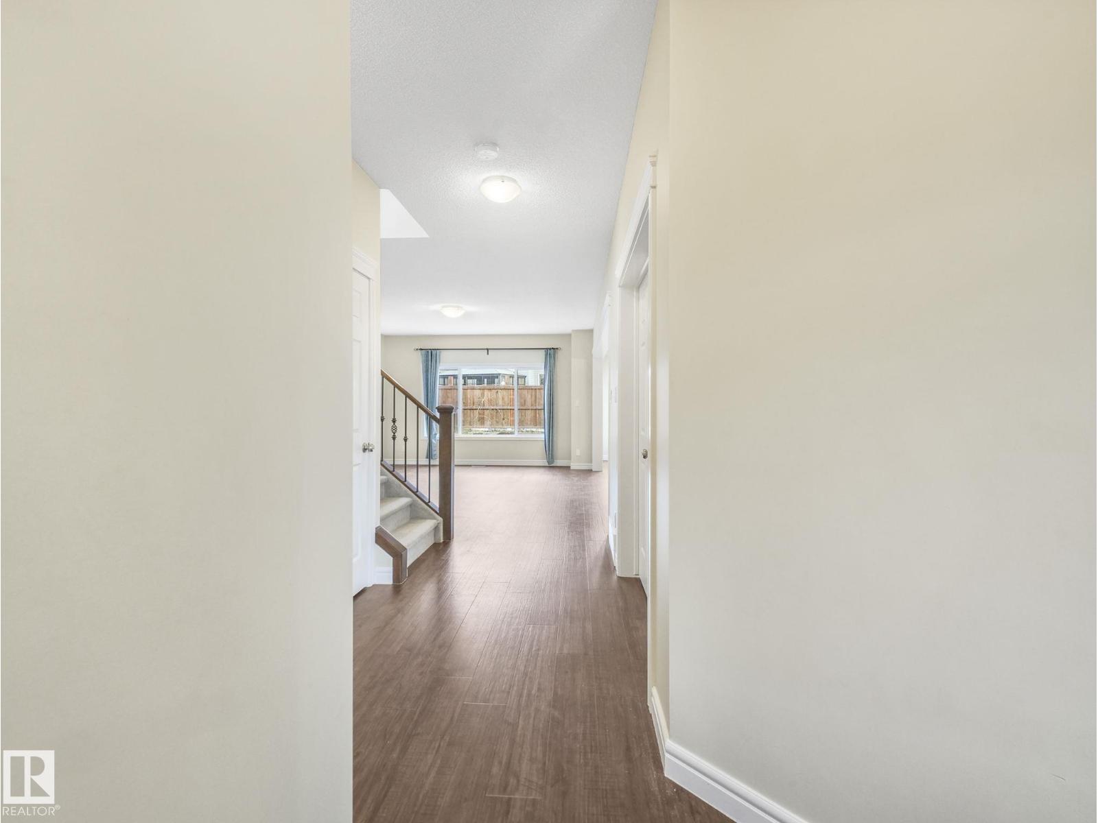 1427 161 St Sw, Edmonton, Alberta  T6W 3P4 - Photo 4 - E4464340