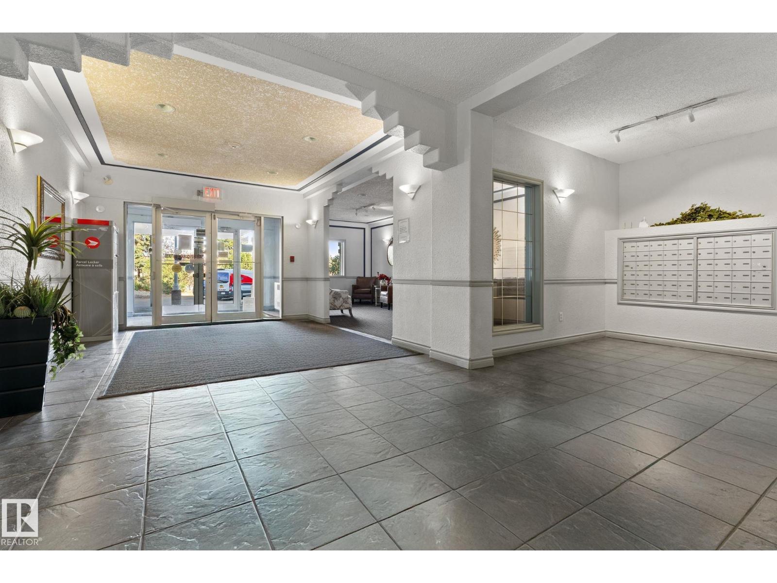 #404 10511 42 Av Nw, Edmonton, Alberta  T6J 7G8 - Photo 4 - E4464341