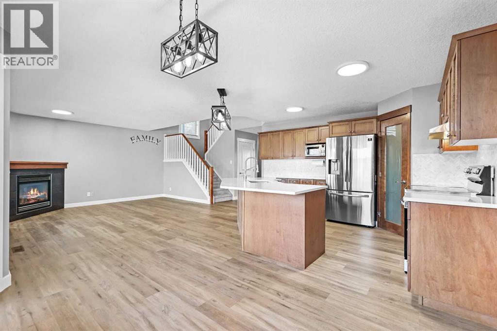 276 Oakmere Close, Chestermere, Alberta  T1X 1L2 - Photo 12 - A2266971