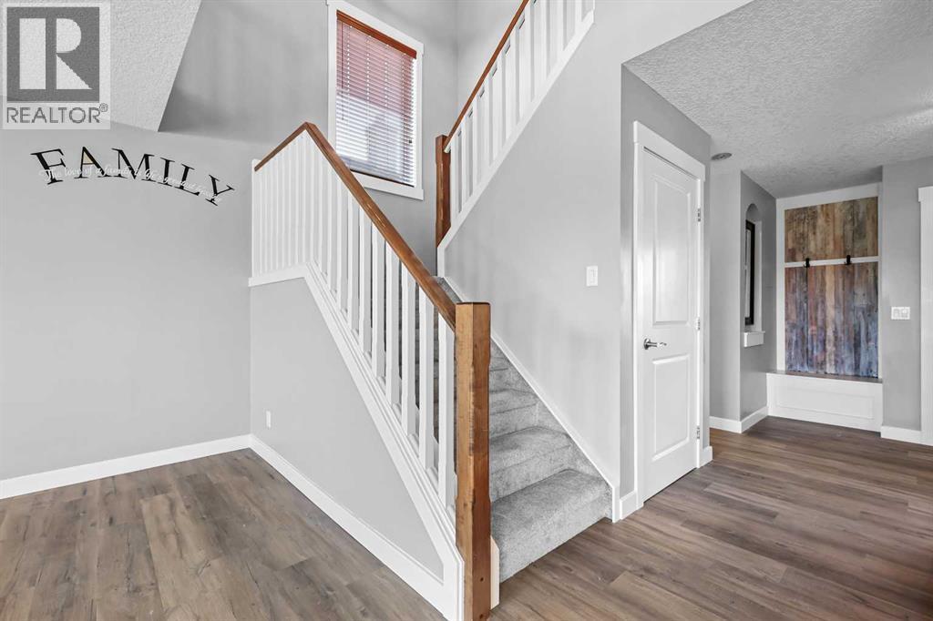 276 Oakmere Close, Chestermere, Alberta  T1X 1L2 - Photo 19 - A2266971