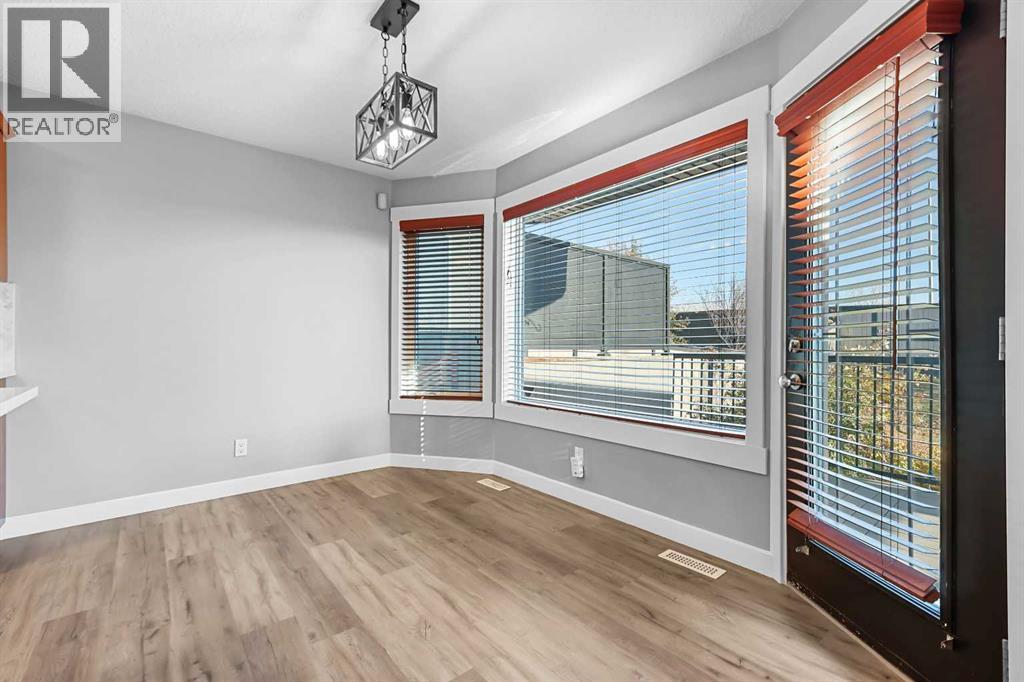 276 Oakmere Close, Chestermere, Alberta  T1X 1L2 - Photo 14 - A2266971