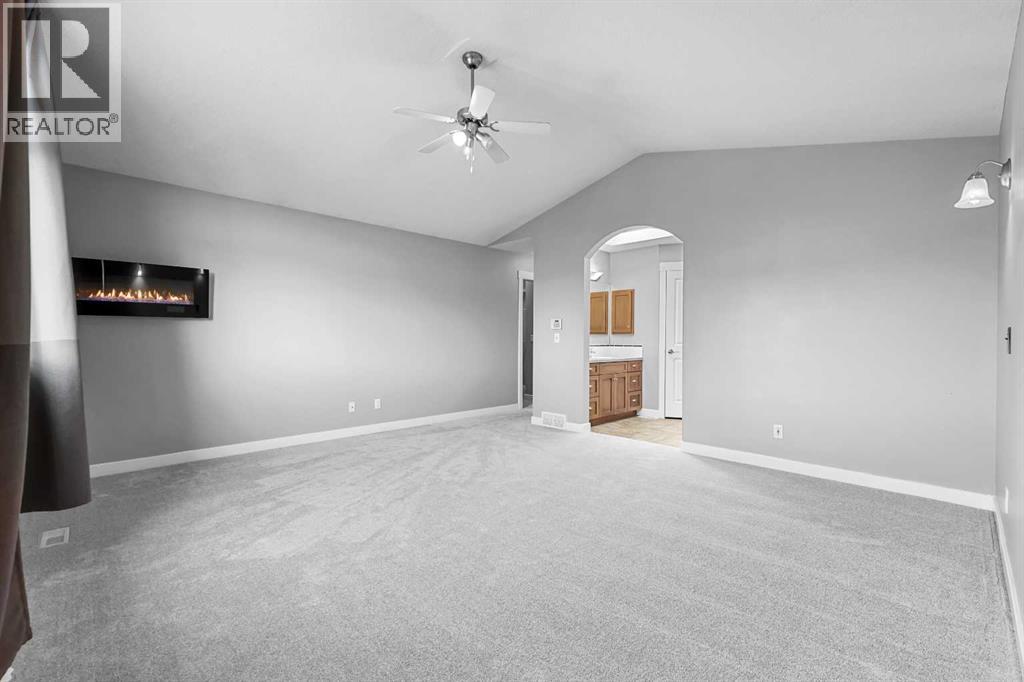 276 Oakmere Close, Chestermere, Alberta  T1X 1L2 - Photo 24 - A2266971