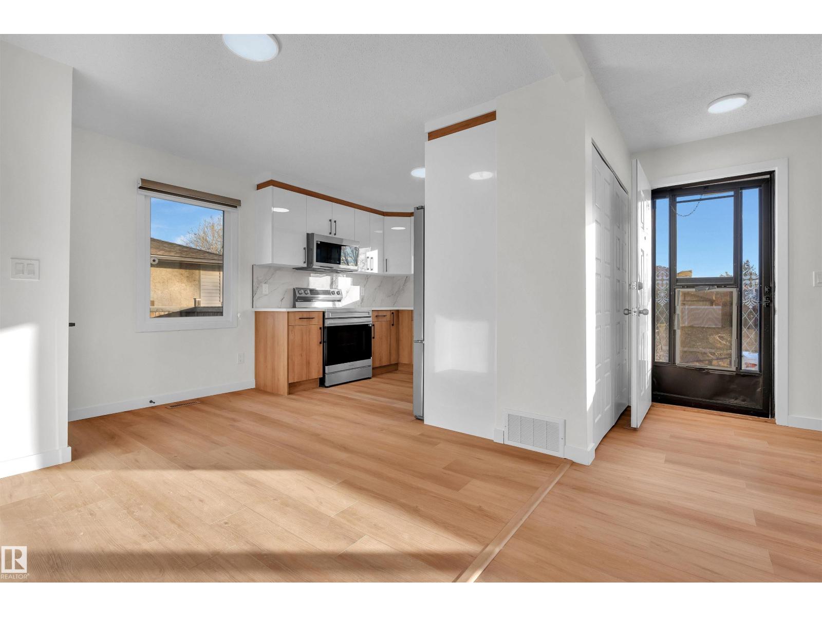 1912 151 Nw, Edmonton, Alberta  T5Y 2A6 - Photo 10 - E4464342