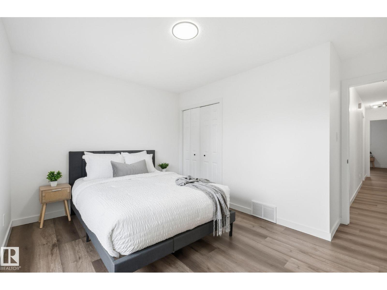 2722 104a St Nw, Edmonton, Alberta  T6J 4C3 - Photo 28 - E4464343