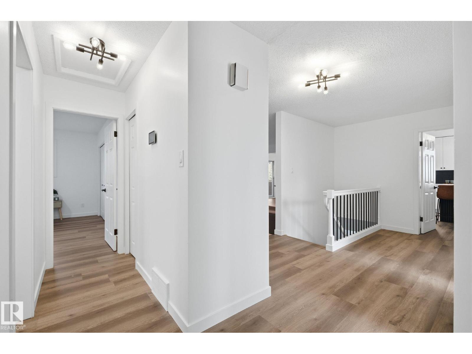 2722 104a St Nw, Edmonton, Alberta  T6J 4C3 - Photo 29 - E4464343