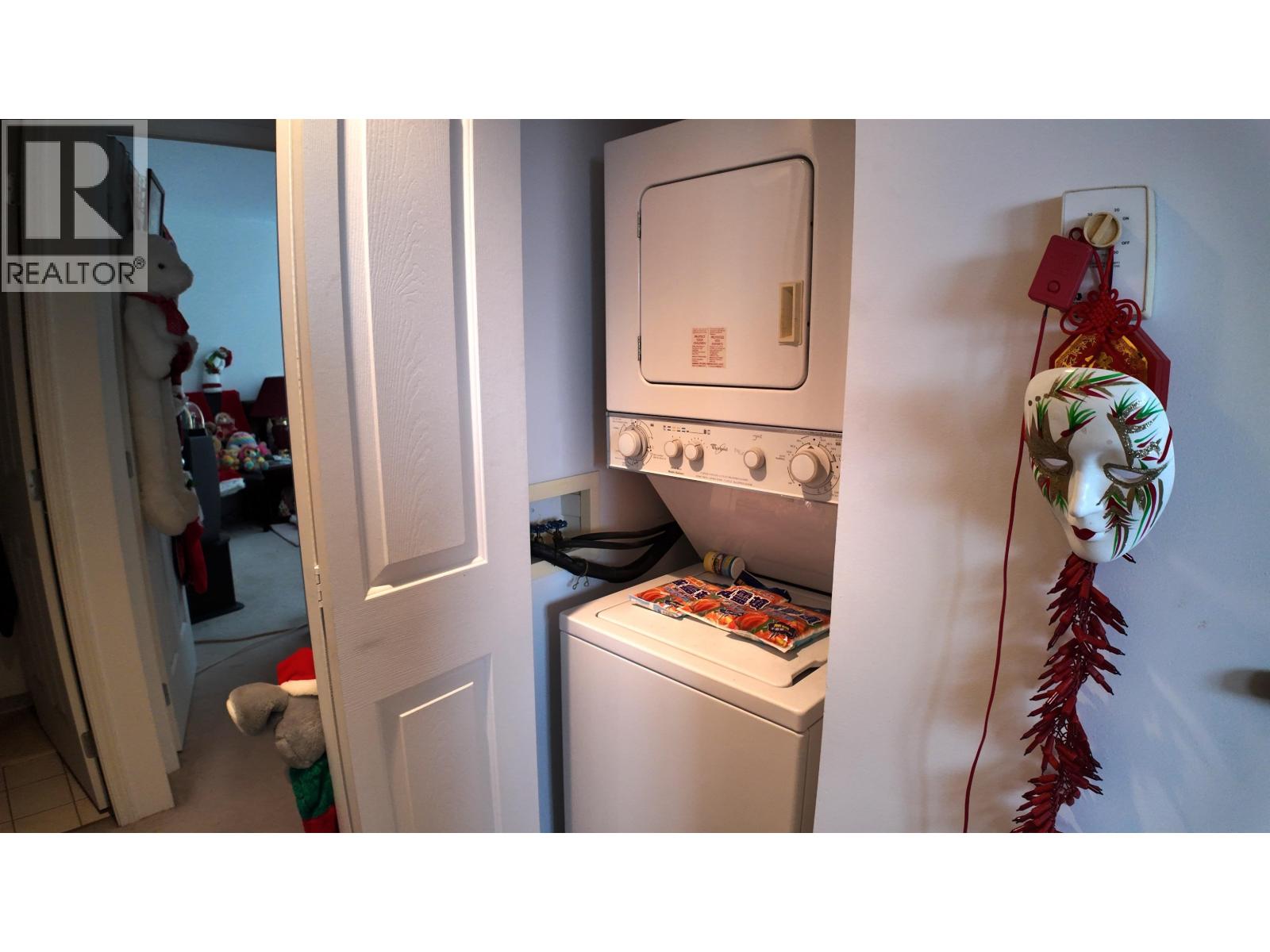 2304 183 Keefer Place, Vancouver, British Columbia  V6B 6B9 - Photo 10 - R3063040