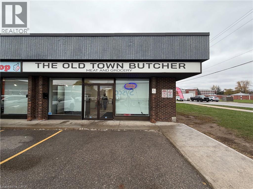 815 WEBER Street E, Kitchener, Ontario