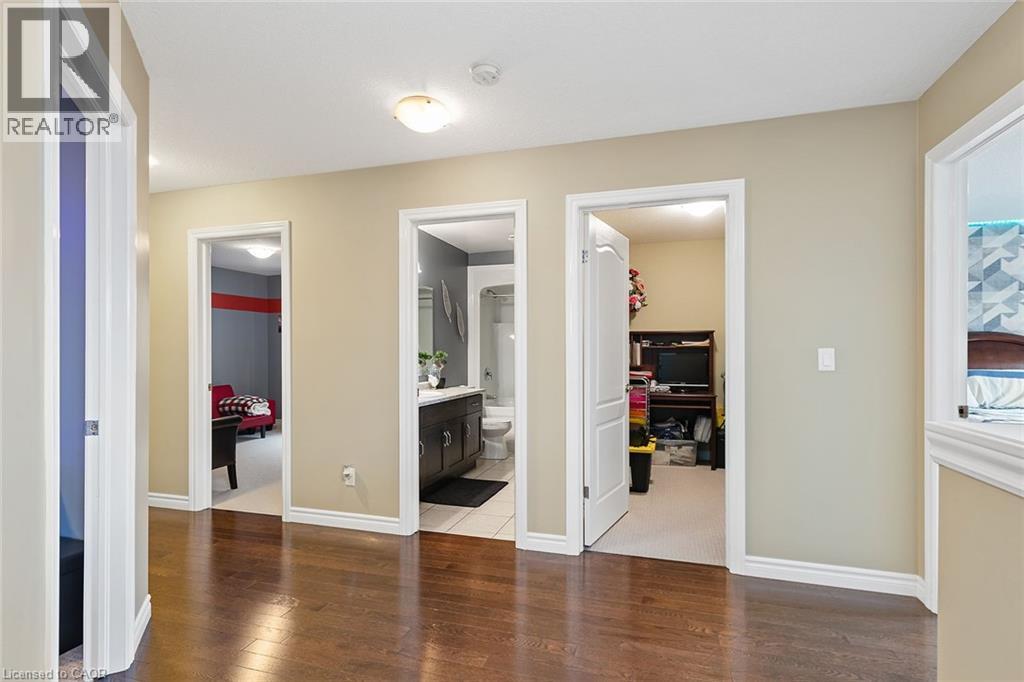 113 Couling Crescent Unit# Upper, Guelph, Ontario  N1H 6J1 - Photo 12 - 40782173