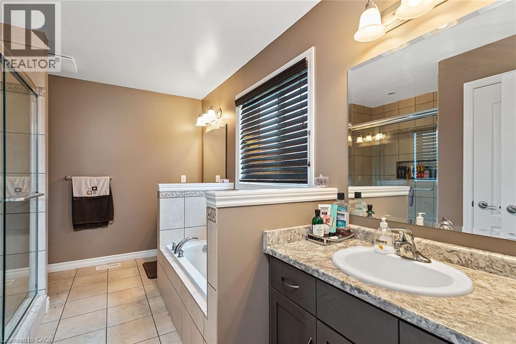 113 Couling Crescent Unit# Upper, Guelph, Ontario  N1H 6J1 - Photo 17 - 40782173