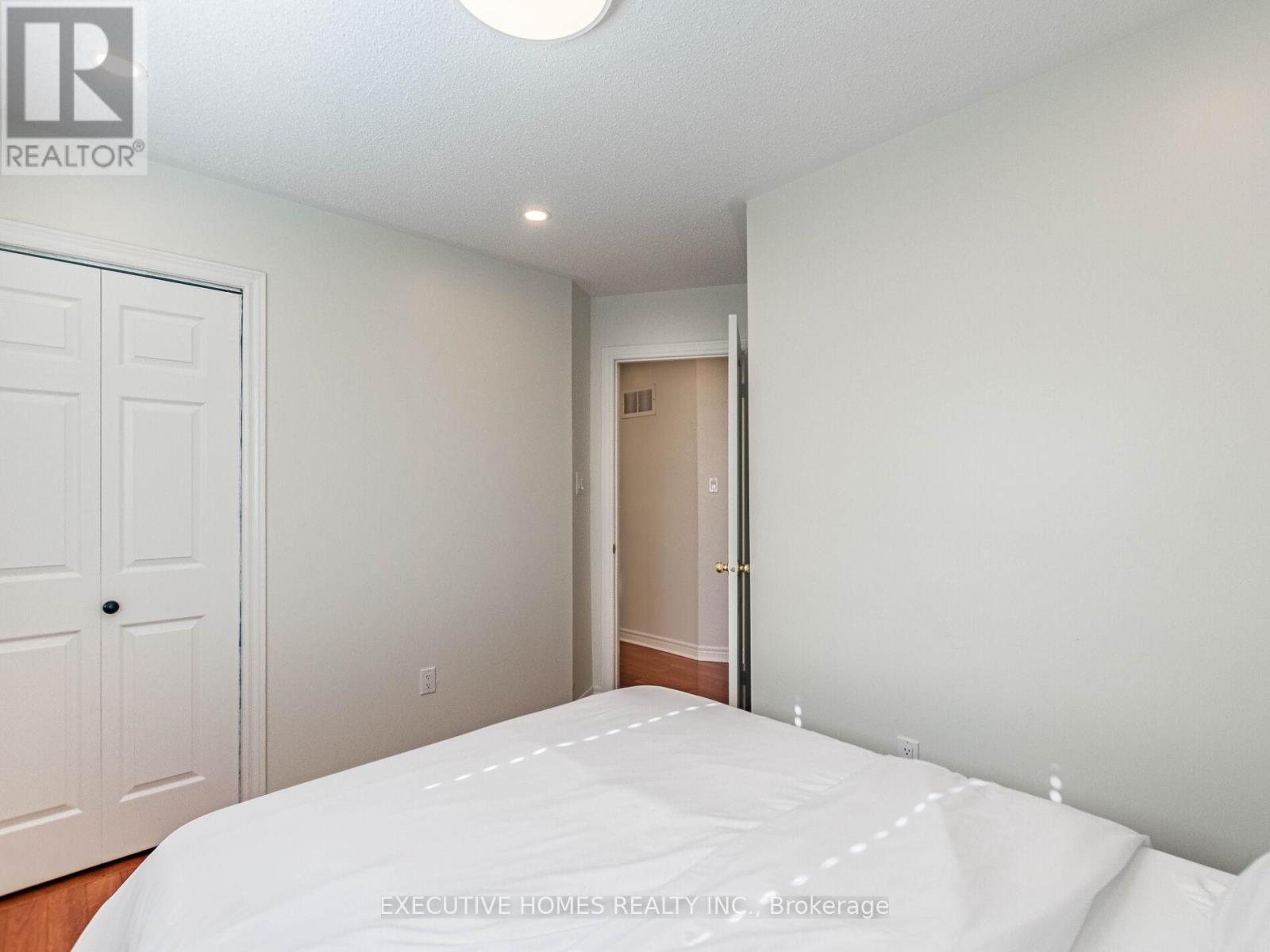 5321 Red Brush Drive, Mississauga, Ontario  L4Z 3Z5 - Photo 33 - W12482888