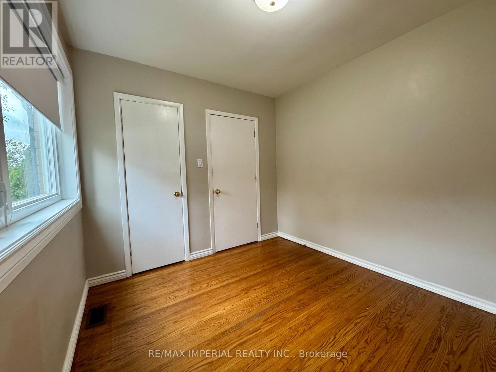 Main - 30 Ivordale Crescent, Toronto, Ontario  M1R 2W6 - Photo 10 - E12494556