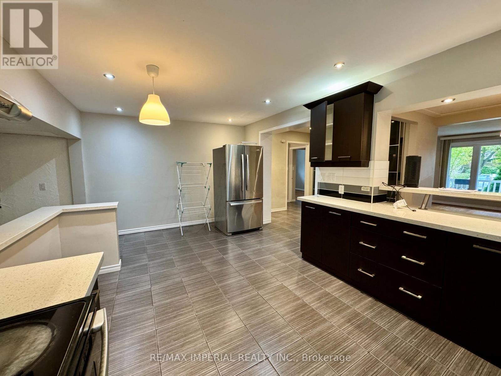 Main - 30 Ivordale Crescent, Toronto, Ontario  M1R 2W6 - Photo 7 - E12494556