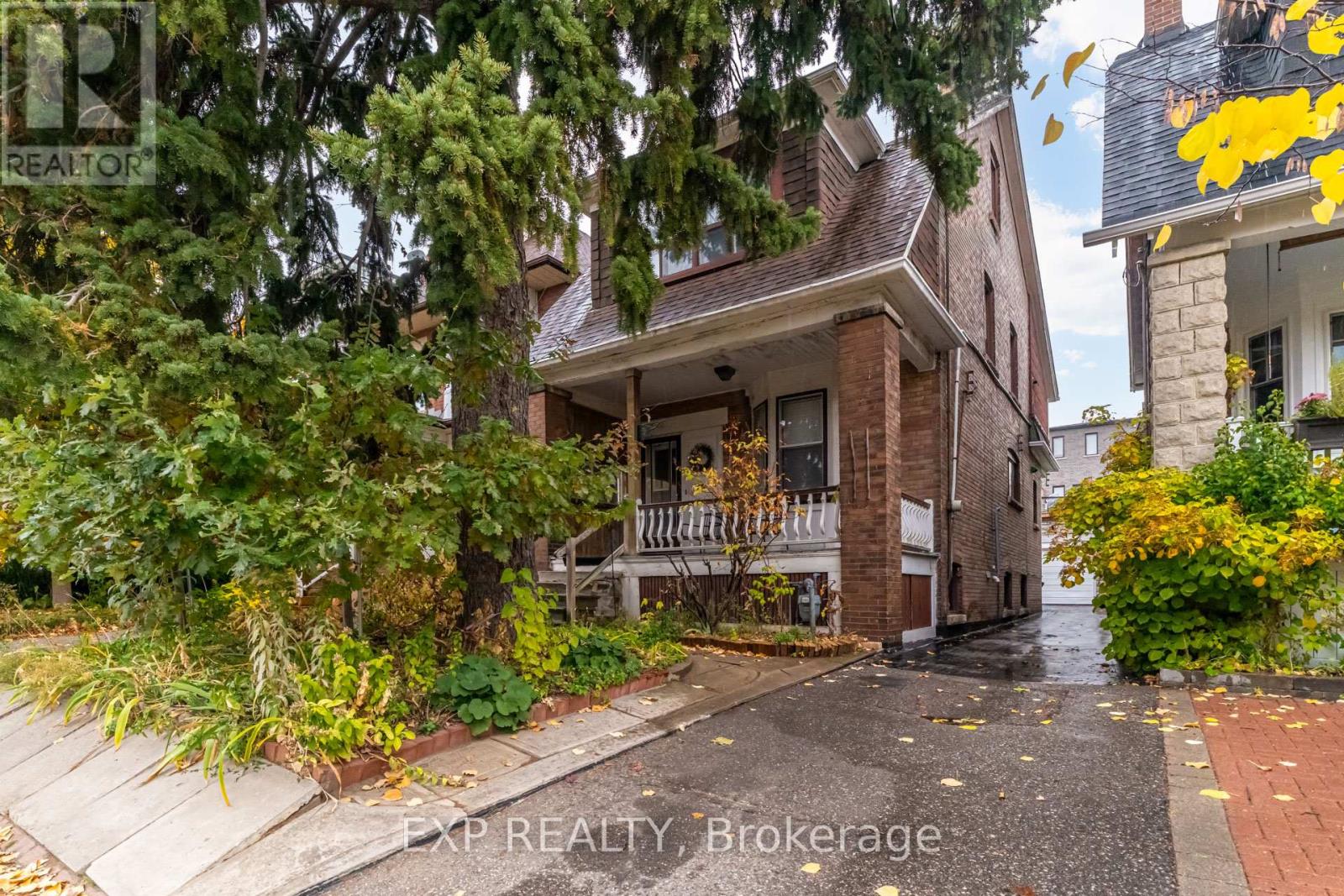 MAIN - 271 LAUDER AVENUE, Toronto, Ontario