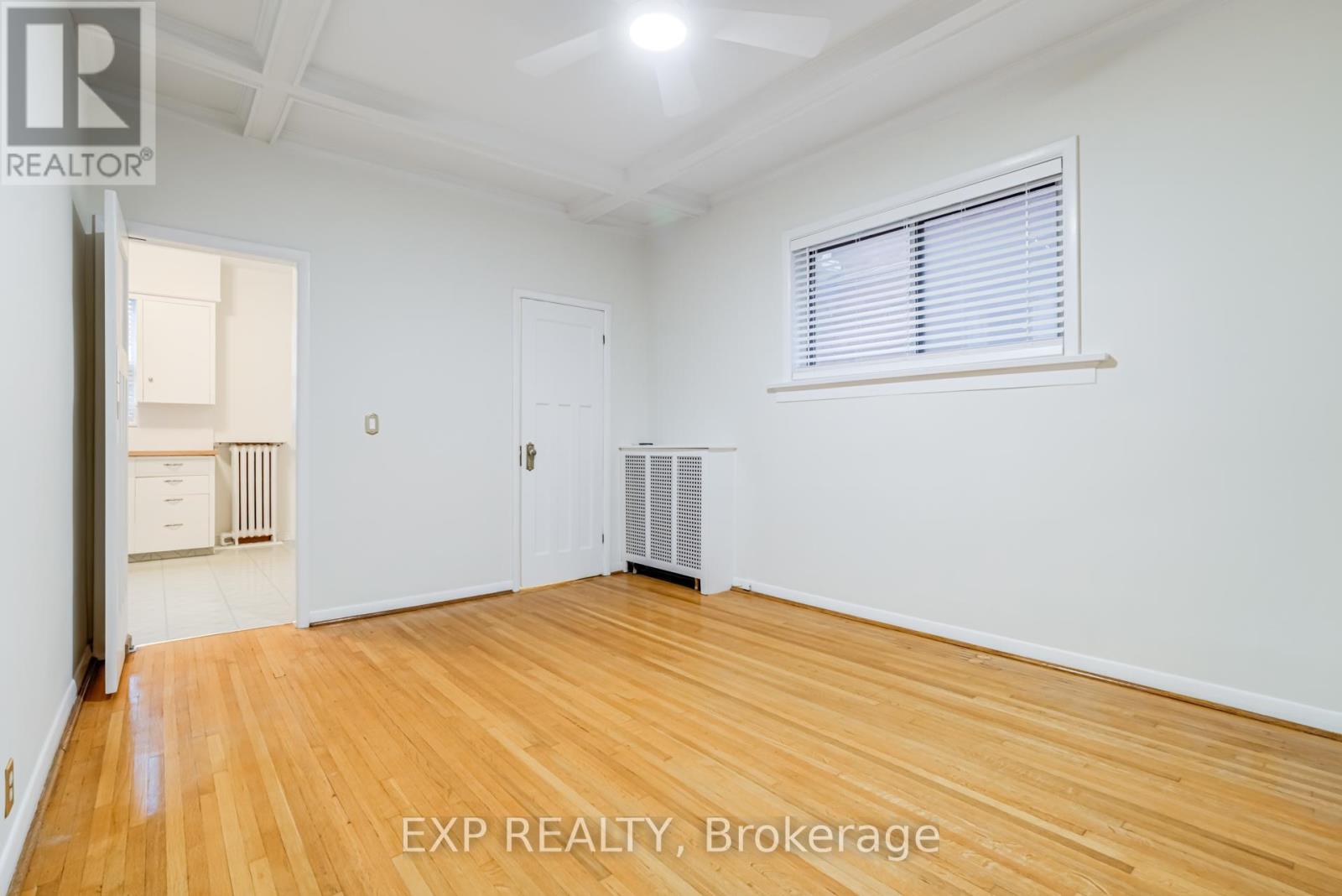 Main - 271 Lauder Avenue, Toronto, Ontario  M6E 3H5 - Photo 10 - C12498502