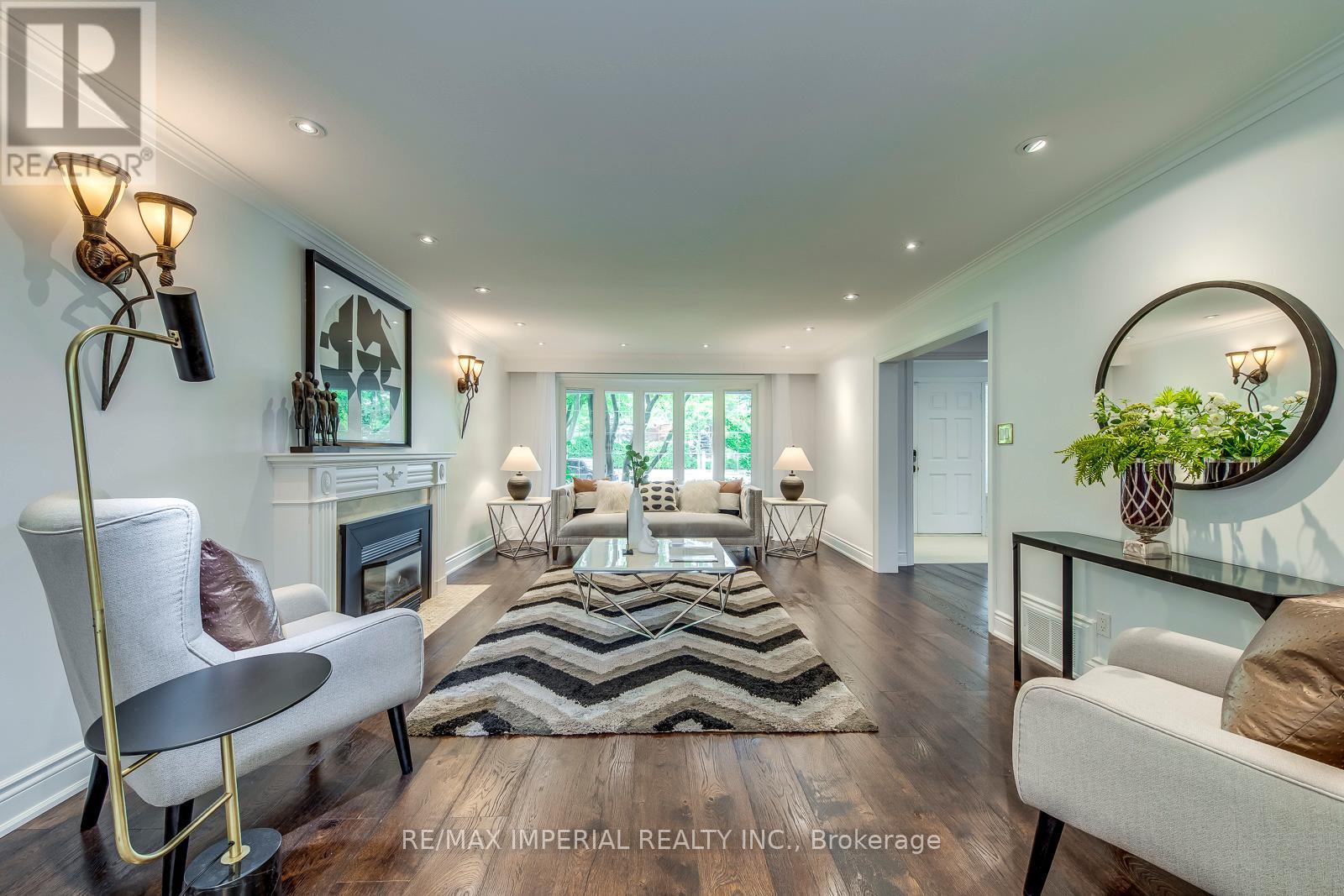 8 Medalist Road, Toronto (St. Andrew-Windfields), Ontario  M2P 1Y3 - Photo 12 - C12498530