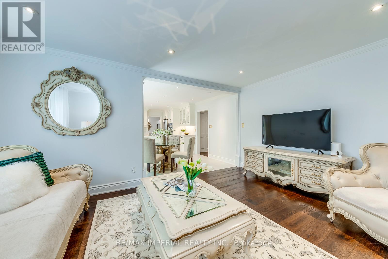 8 Medalist Road, Toronto (St. Andrew-Windfields), Ontario  M2P 1Y3 - Photo 23 - C12498530