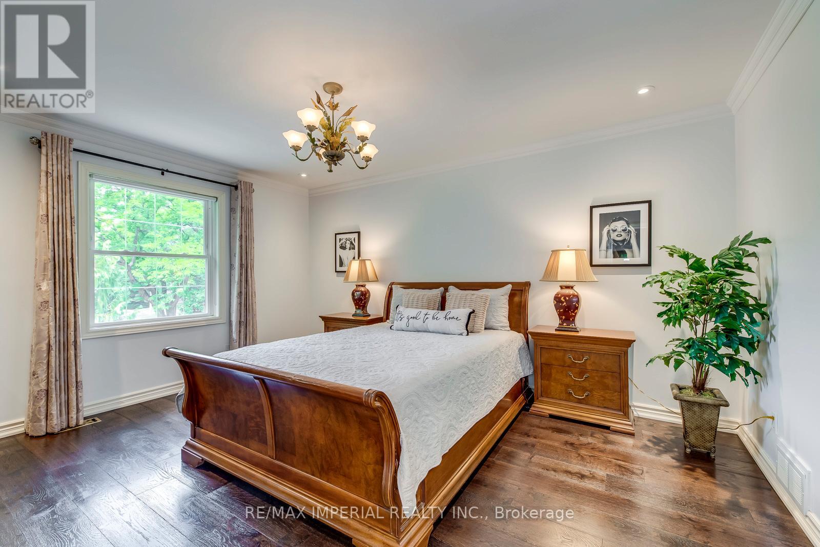 8 Medalist Road, Toronto (St. Andrew-Windfields), Ontario  M2P 1Y3 - Photo 33 - C12498530