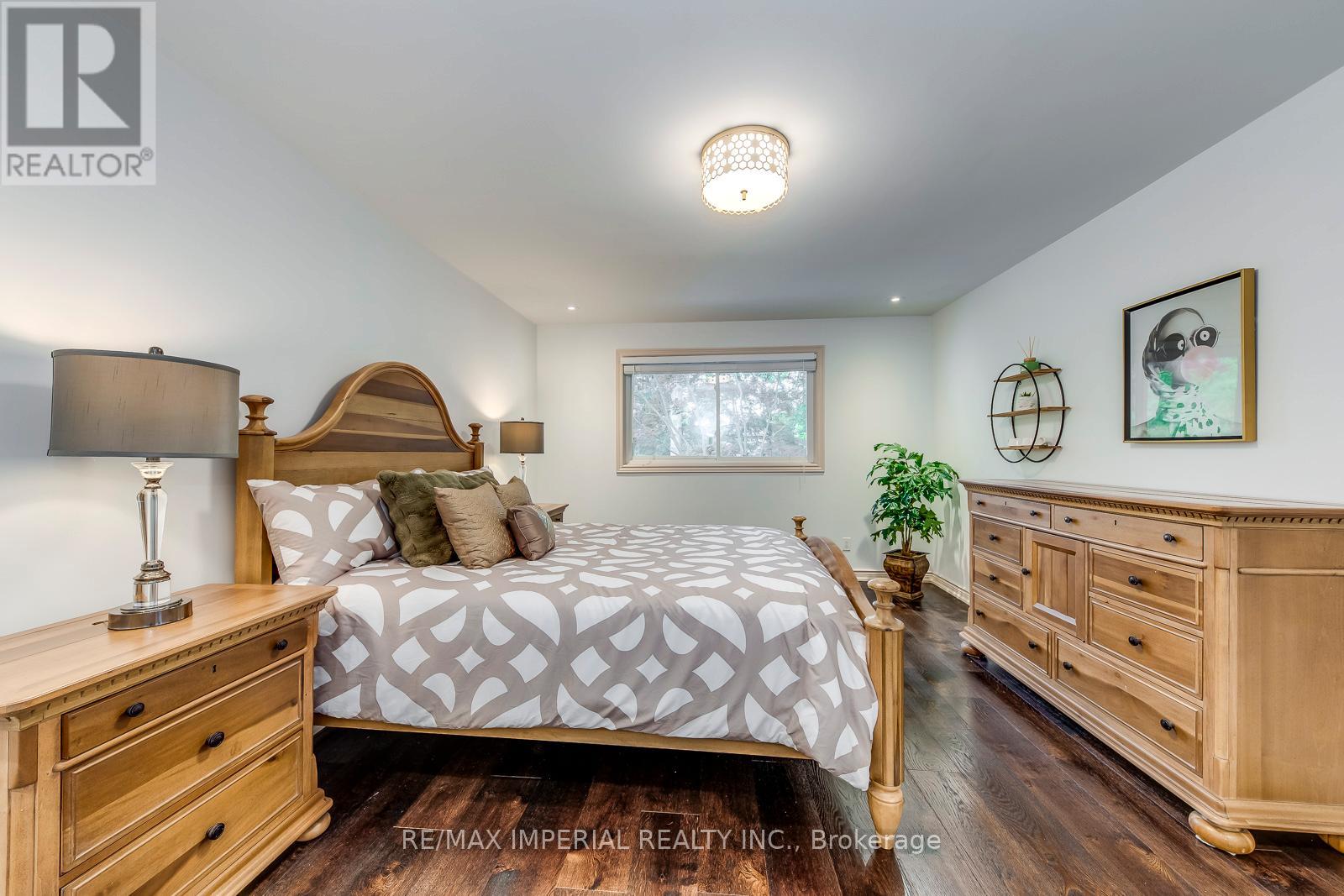 8 Medalist Road, Toronto (St. Andrew-Windfields), Ontario  M2P 1Y3 - Photo 35 - C12498530