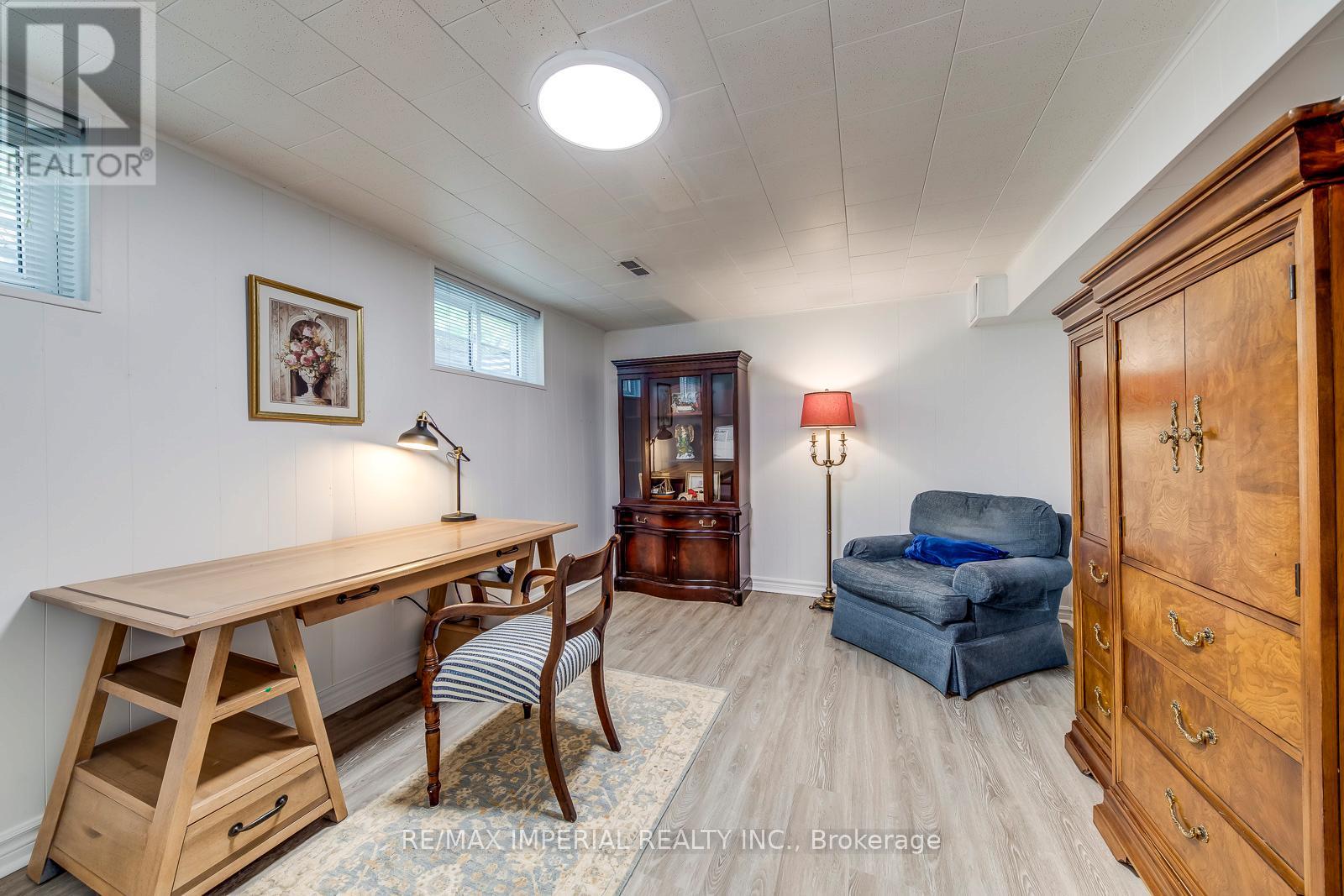 8 Medalist Road, Toronto (St. Andrew-Windfields), Ontario  M2P 1Y3 - Photo 43 - C12498530