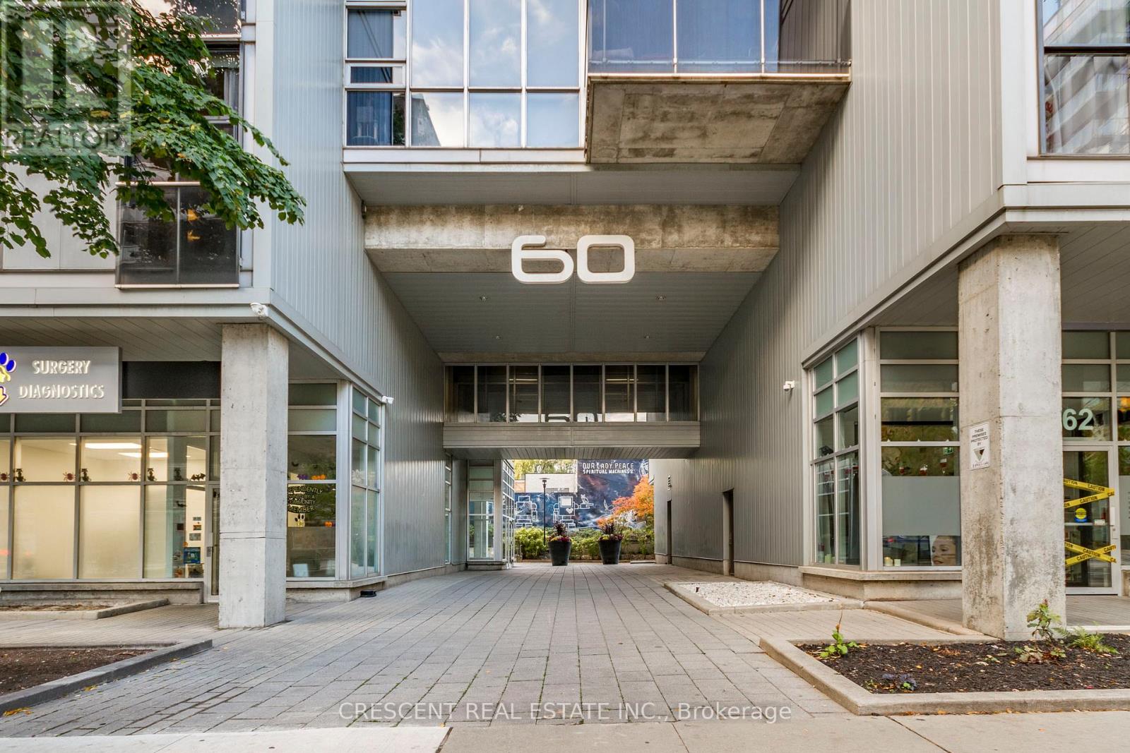 811 - 60 BATHURST STREET, Toronto, Ontario