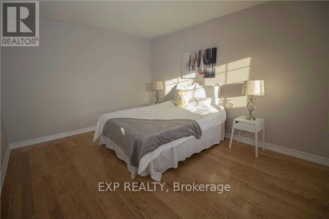 3 Trish Drive, Richmond Hill, Ontario  L4E 5C5 - Photo 16 - N12498508