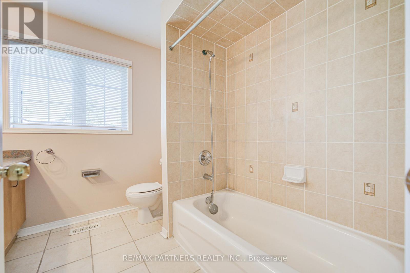 496 The Bridle Walk, Markham (Berczy), Ontario  L6C 2Y3 - Photo 30 - N12498510