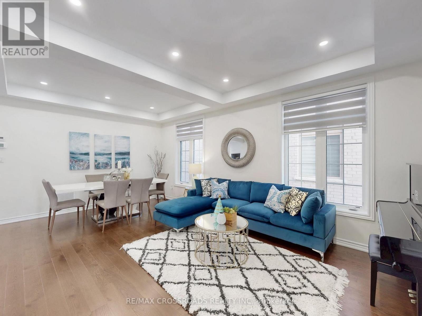 62 Kentledge Avenue, East Gwillimbury (Holland Landing), Ontario  L9N 0V9 - Photo 6 - N12498512