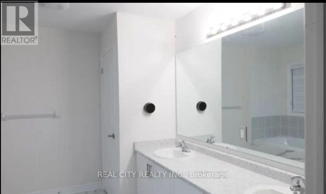 28 Bannister Road, Barrie, Ontario  L9S 2Z8 - Photo 10 - S12385470