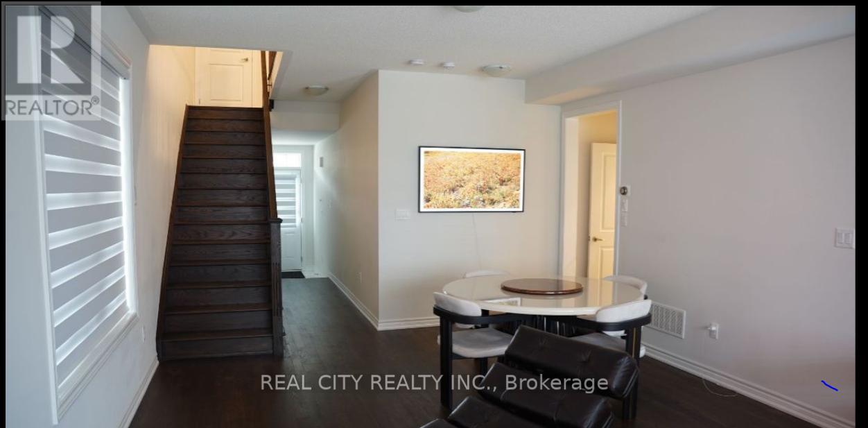 28 Bannister Road, Barrie, Ontario  L9S 2Z8 - Photo 2 - S12385470