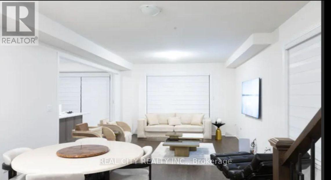 28 Bannister Road, Barrie, Ontario  L9S 2Z8 - Photo 3 - S12385470