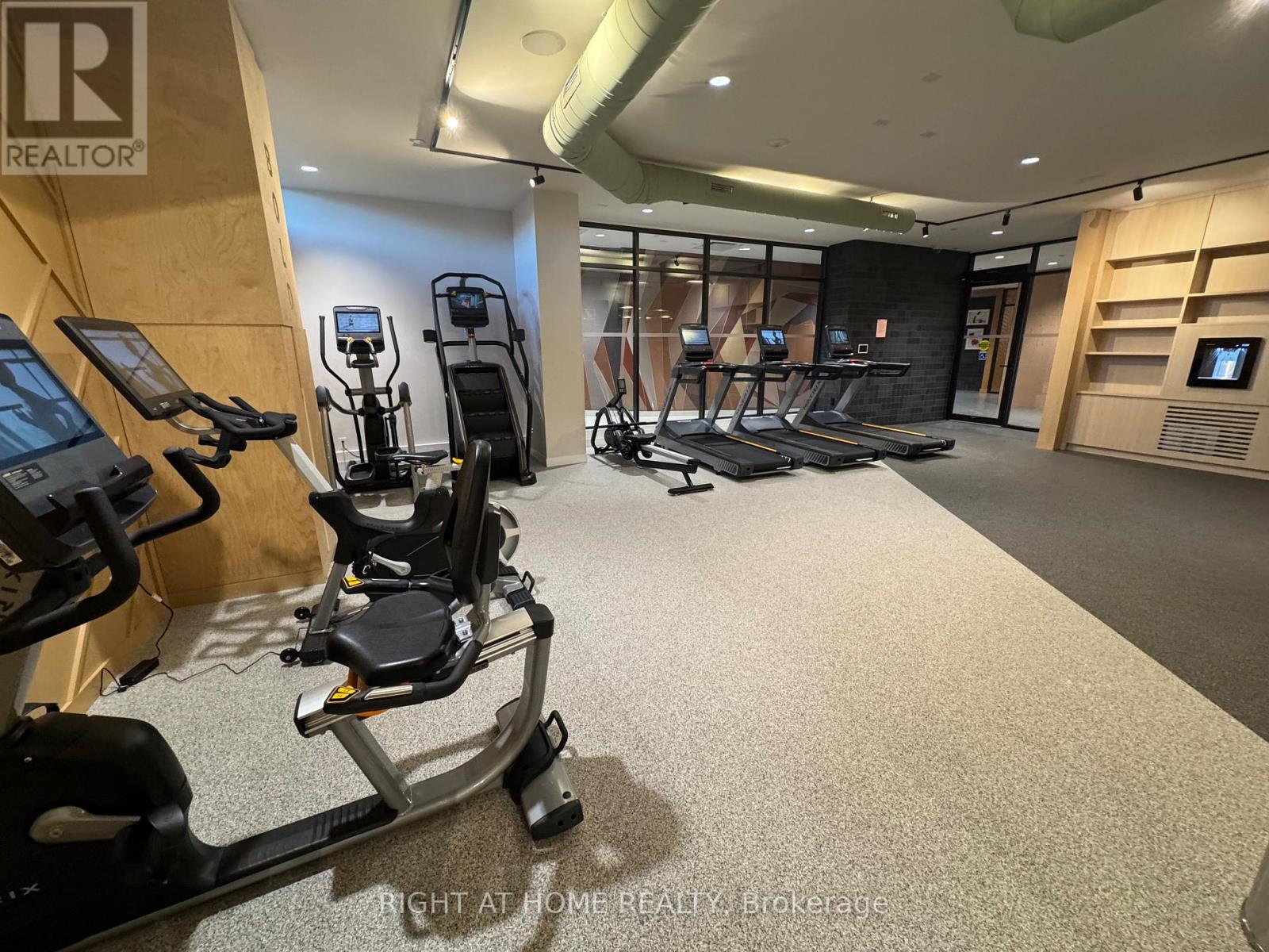 1906 - 2495 Eglinton Avenue W, Mississauga, Ontario  L5M 2T2 - Photo 40 - W12498534