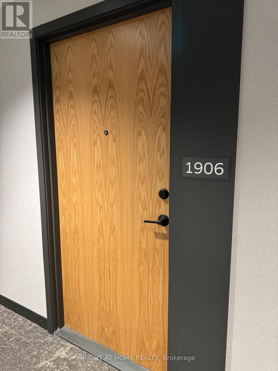 1906 - 2495 Eglinton Avenue W, Mississauga, Ontario  L5M 2T2 - Photo 8 - W12498534