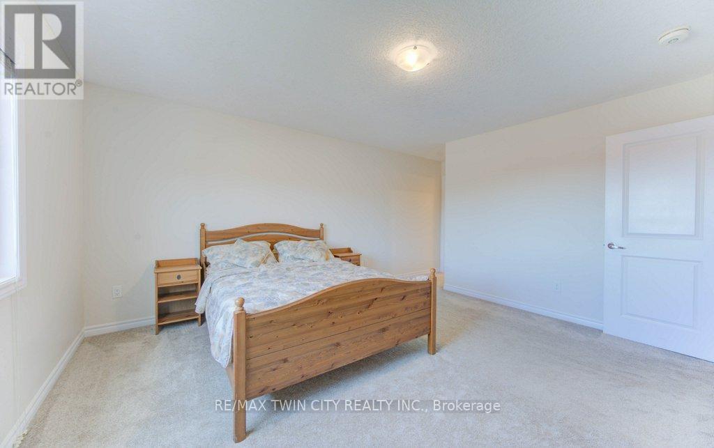 361 Beechdrops Drive, Waterloo, Ontario  N2V 0E8 - Photo 27 - X12498506