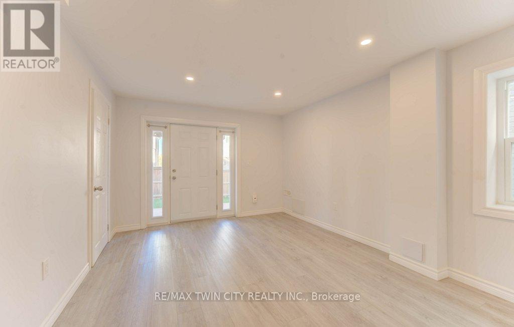 361 Beechdrops Drive, Waterloo, Ontario  N2V 0E8 - Photo 37 - X12498506