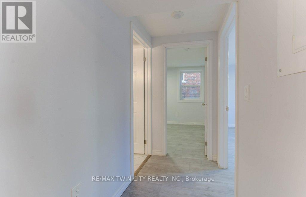 361 Beechdrops Drive, Waterloo, Ontario  N2V 0E8 - Photo 38 - X12498506