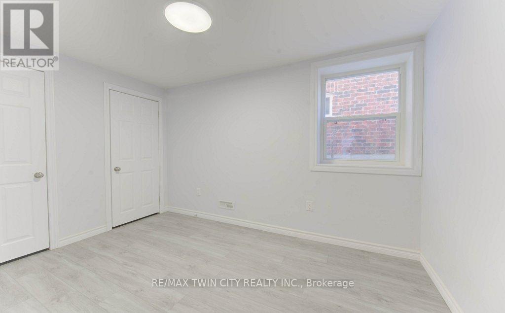 361 Beechdrops Drive, Waterloo, Ontario  N2V 0E8 - Photo 40 - X12498506