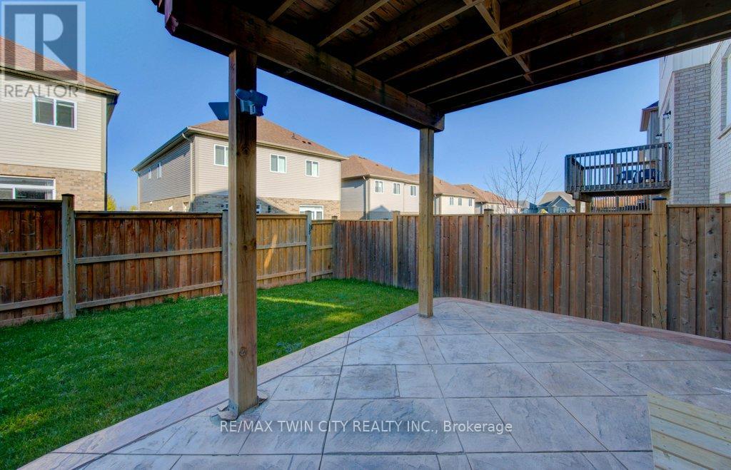 361 Beechdrops Drive, Waterloo, Ontario  N2V 0E8 - Photo 44 - X12498506