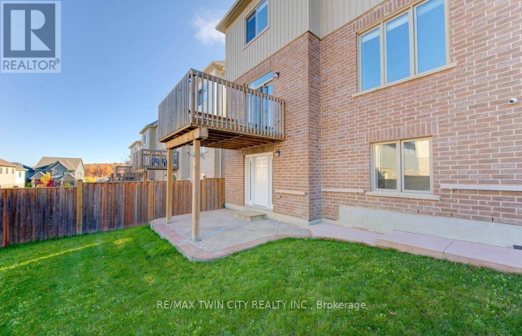 361 Beechdrops Drive, Waterloo, Ontario  N2V 0E8 - Photo 46 - X12498506